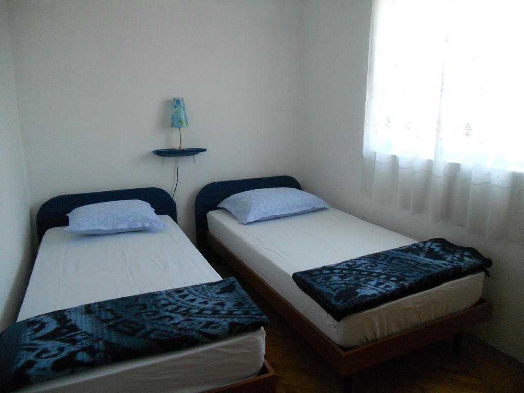Apartment Guste Šibenik Habitación foto