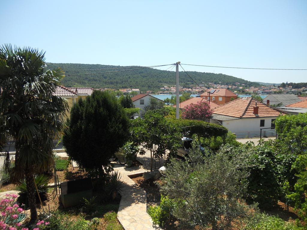Apartment Guste Šibenik Habitación foto