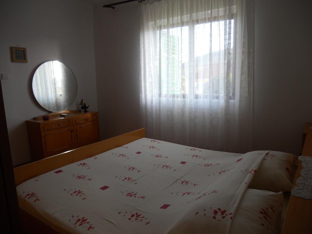 Apartment Guste Šibenik Habitación foto