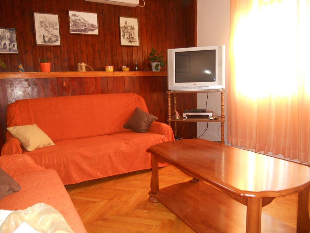 Apartment Guste Šibenik Habitación foto